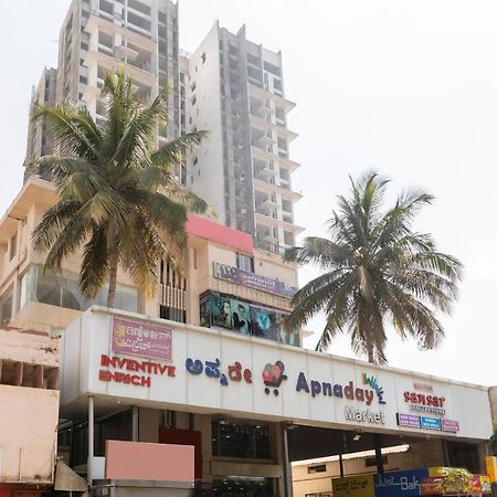 Oyo 49073 Whitefield Comforts Hotel Bangalore Exterior foto