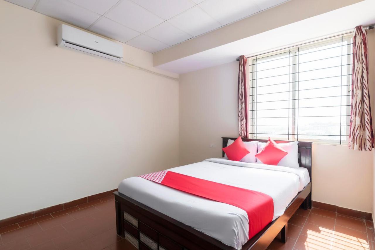 Oyo 49073 Whitefield Comforts Hotel Bangalore Cameră foto